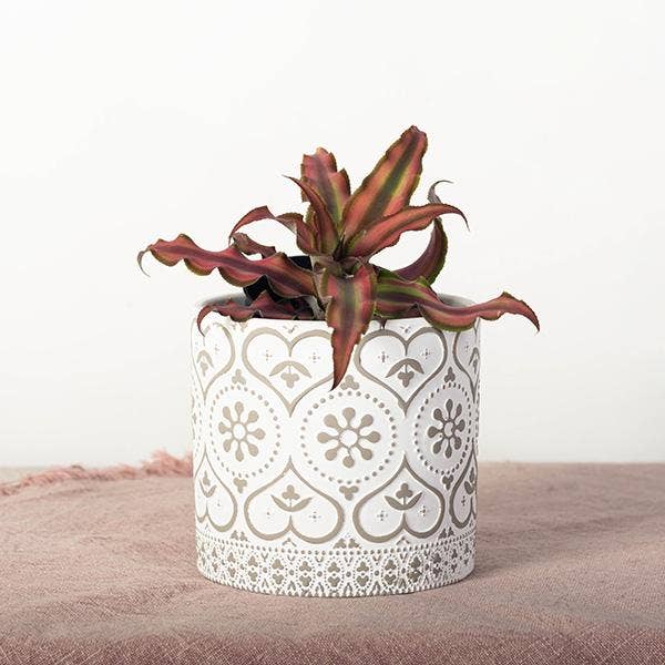 Flower Pot With Lace Pattern