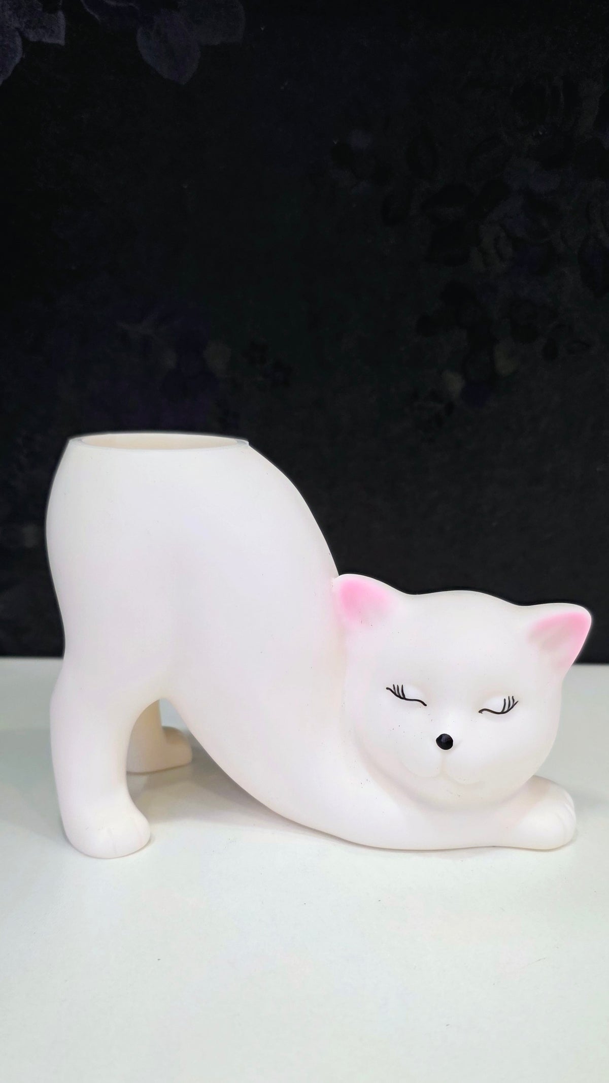 Cat Tail Planter