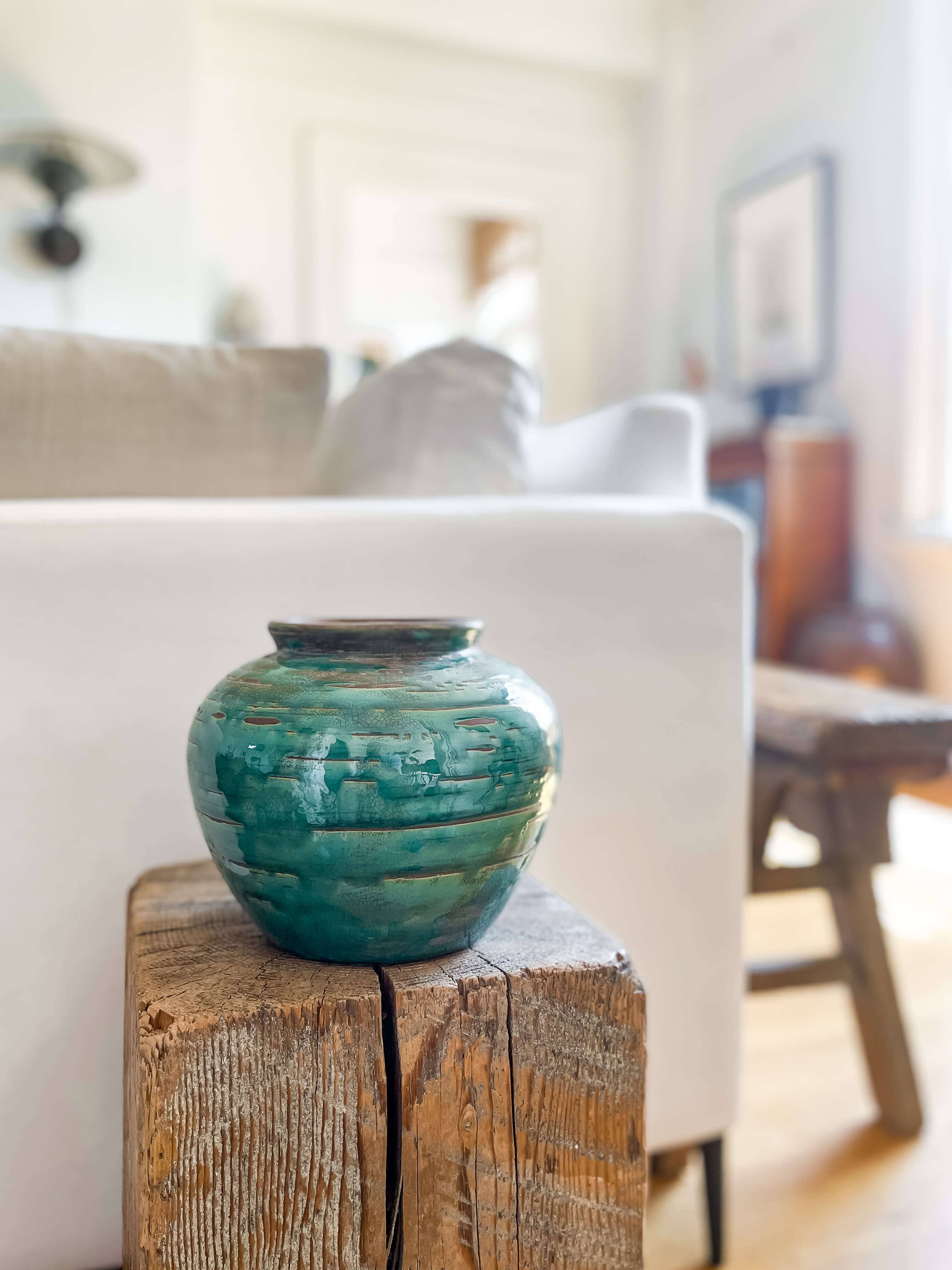 Selva Vintage-Style Vase – Emerald Crackled Glaze: Medium