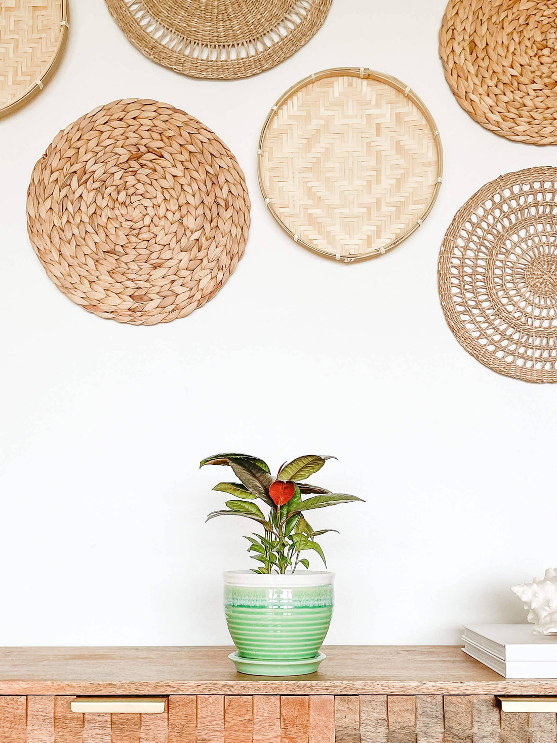 Willow Ceramic Planter Pot, Drainage Hole &amp; Attached Saucer