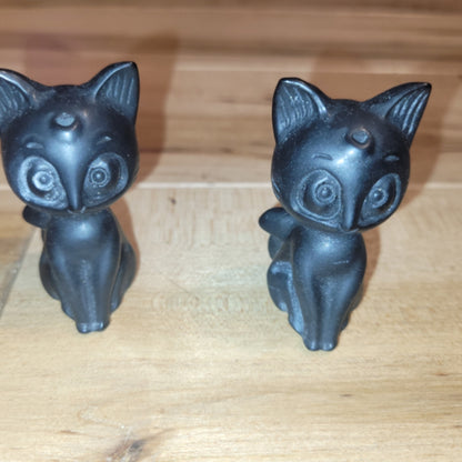 Obsidian Seeing Eye Cat